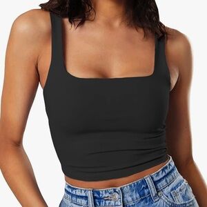 NWT. Black cropped tank